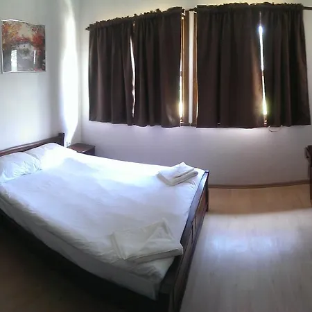 Gerendaház Ethnocomplex *